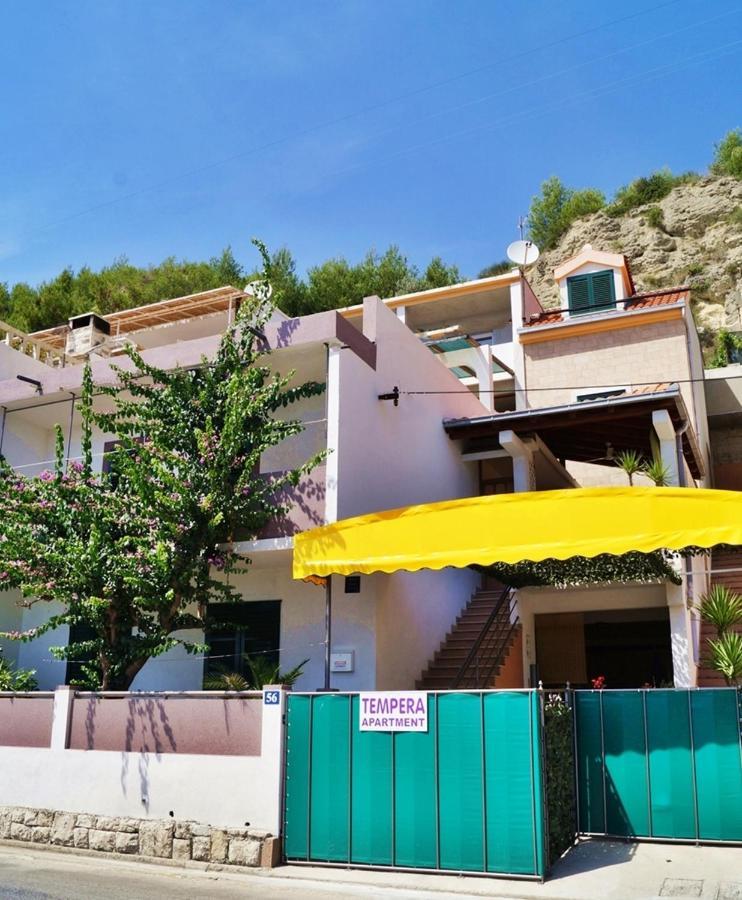 Apartments By The Sea Krilo Jesenice, Omis - 15145 Есенице Экстерьер фото