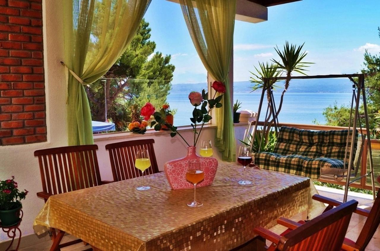 Apartments By The Sea Krilo Jesenice, Omis - 15145 Есенице Экстерьер фото